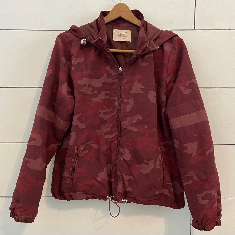 Ashley by 26 International Burgundy Camo Jacket. Size Large.
